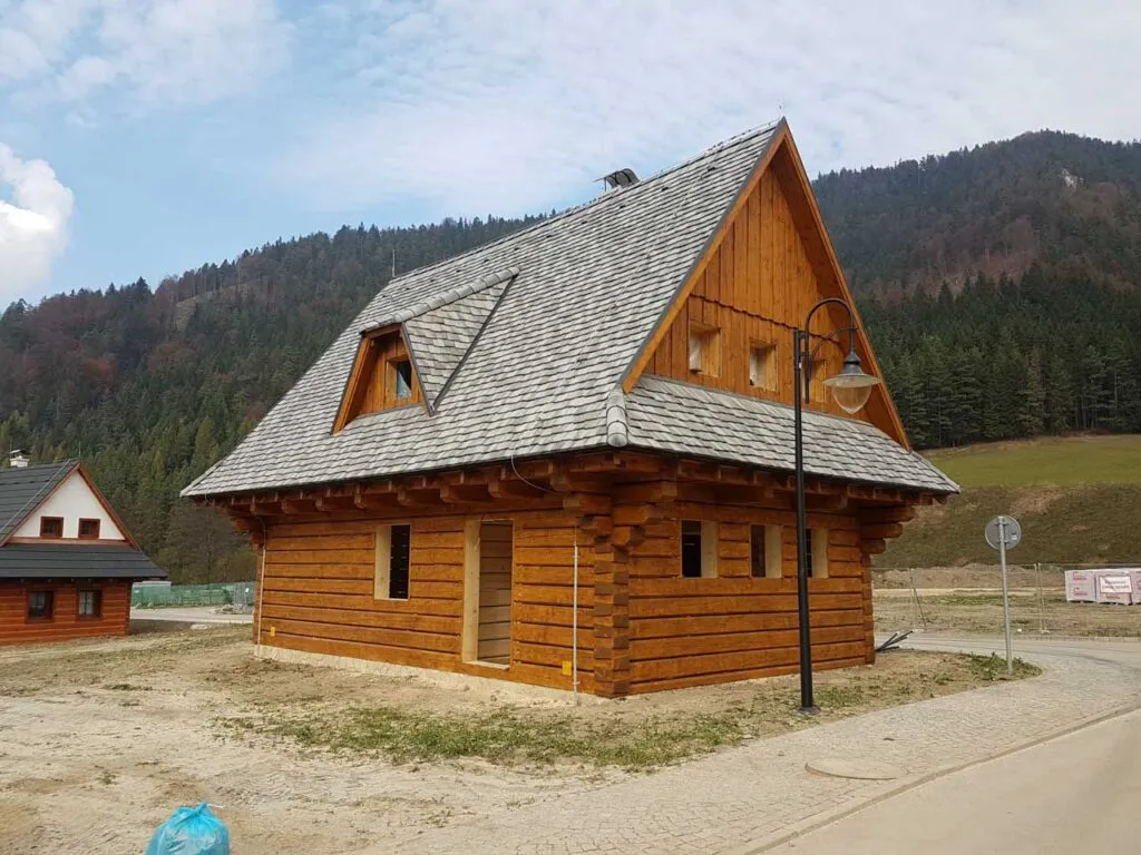 Dokončený zrubový dom SO45 na Liptove